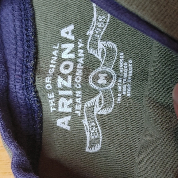 💥Bundle Only💥 ARIZONA Green Sporty Basketball Long Sleeve Shirt - Picture 2 of 2